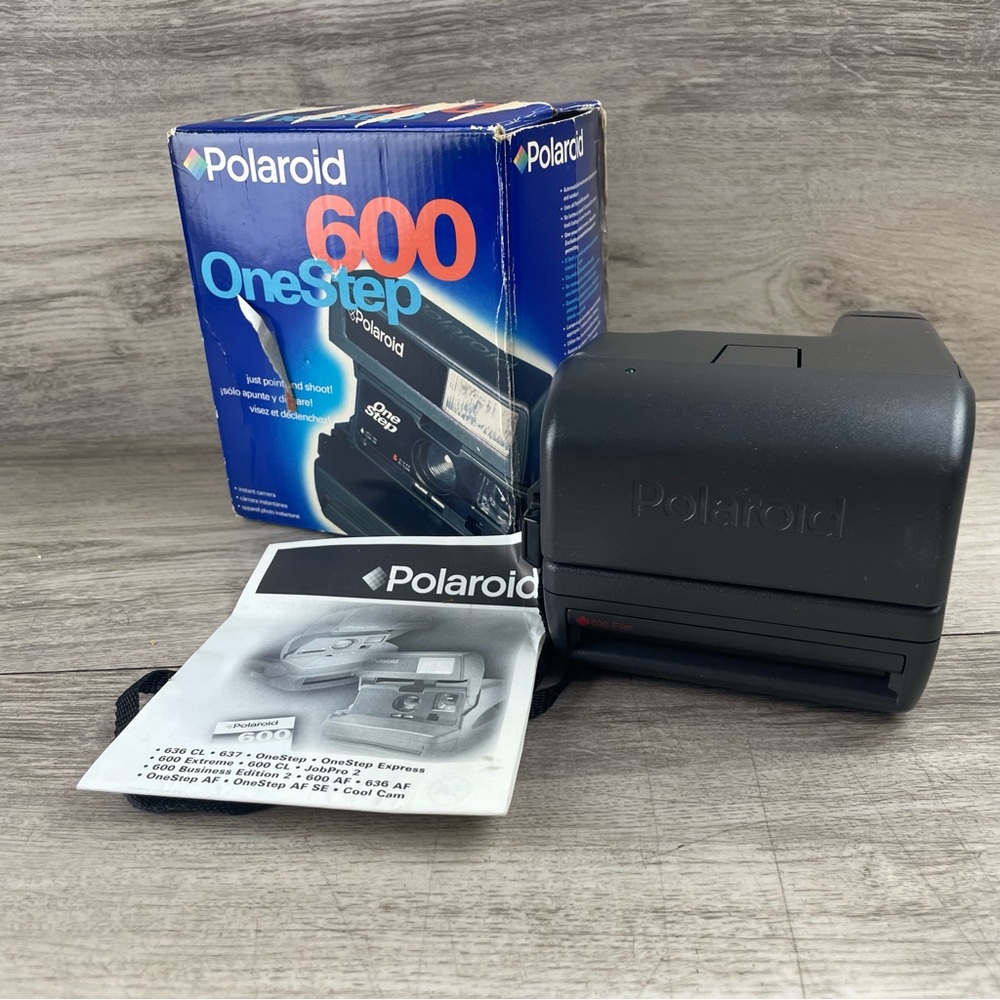 Polaroid One Step 600 Vintage Instant Film Camera W Box & Manual